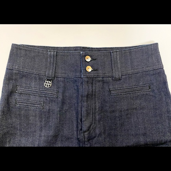 HUGO BOSS Women’s Dark Wash Denim Skirt - Picture 3 of 11